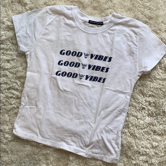 Brandy Melville Good Vibes Top - Picture 3 of 5